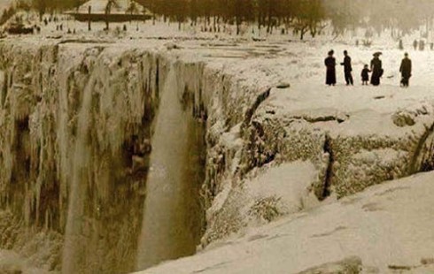Niagara-Frozen